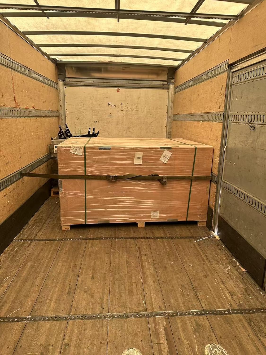 ZONEMEL Outdoor Corner Steam Sauna, Canadian Hemlock Saunas 2-4 Person, 6KW Harvia Heater, 220V, Broad Bench, Wide Glass View, Asphalt Shingles, Waterproof Tarp, Backrest, Right Door (0-195℉)